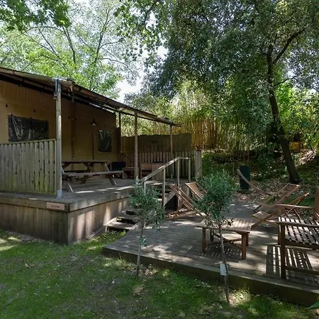 Lodge Le *